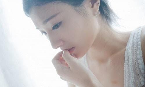 患有乳腺增生会有什么症状